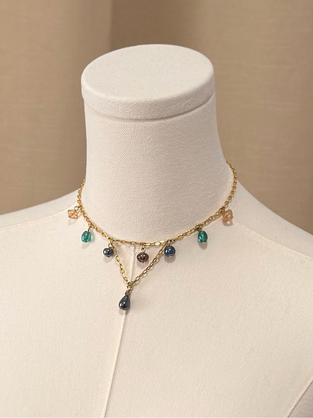 ✔Vintage LCI Liz Claiborne Fairycore Gold Tiered Dangle Necklace
